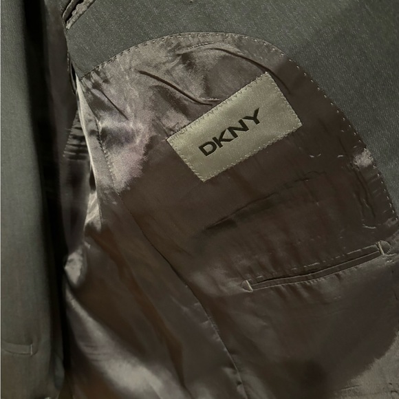 DKNY Mens Suit Jacket - Picture 2 of 2